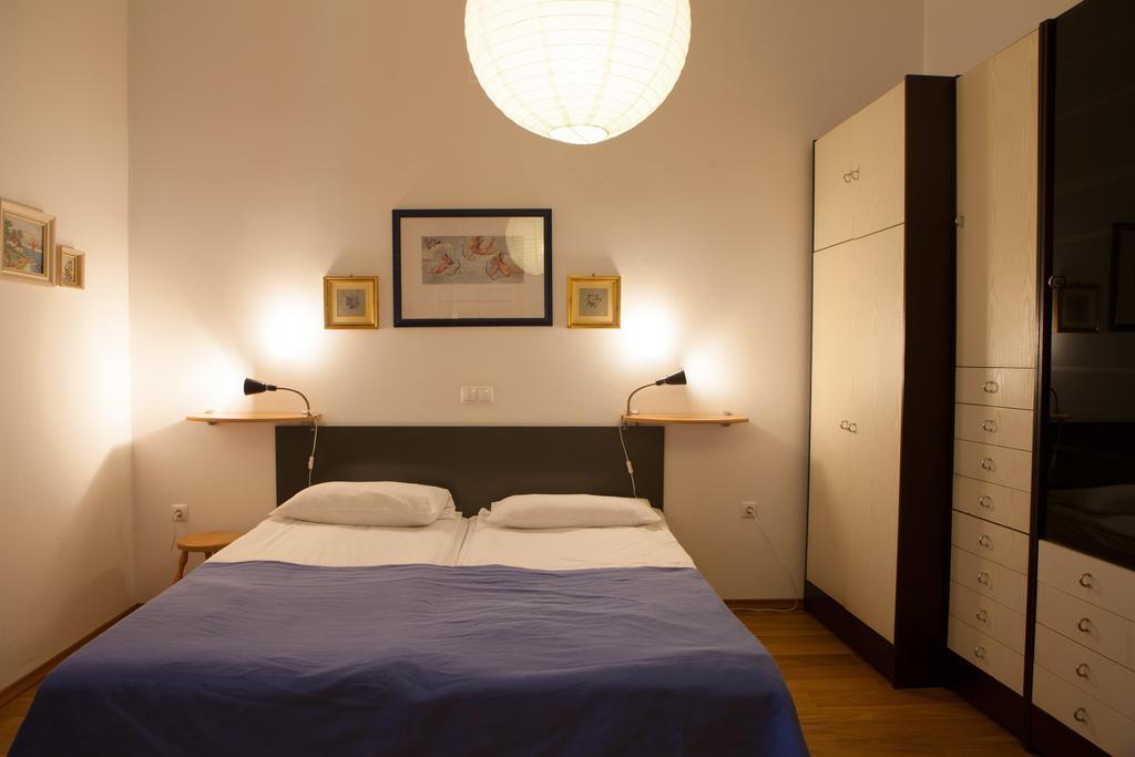 Apartma Rimska Tour As *